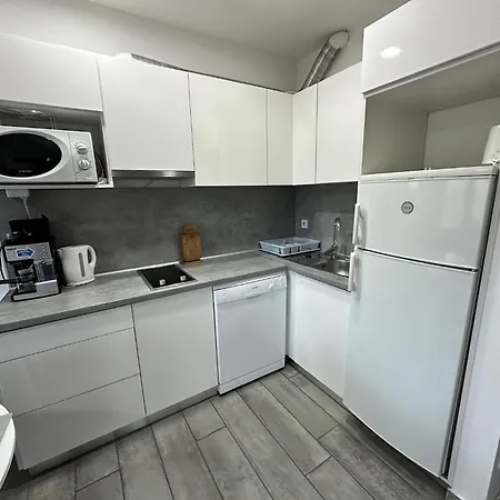 Mifi Apartment Balatonlelle