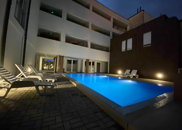 Mifi バラトンレッレ